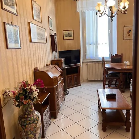 Quarto em Acomodações Particulares Dante Turim